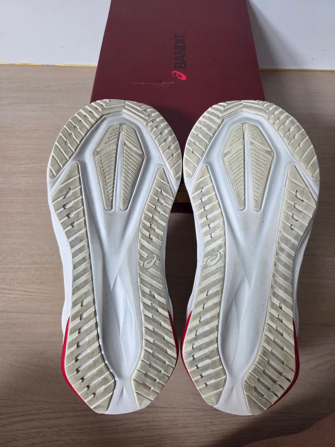 아식스 노바블라스트5  bandit (W) 275mm 상품이미지6