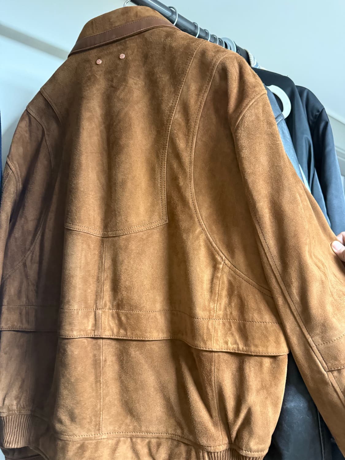 앤더슨벨 미쿠스 스웨이드 봄버자켓 상품이미지2