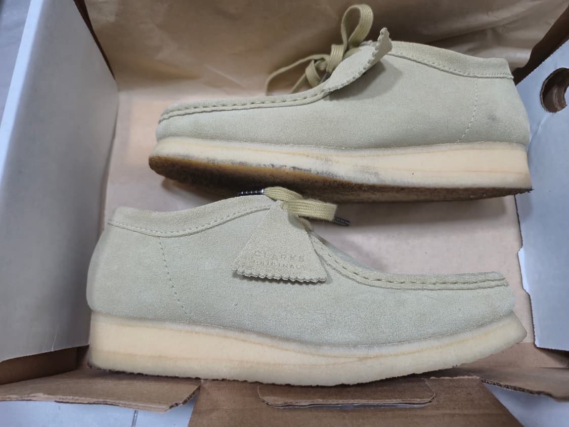 [255] 클락스 왈라비 메이플 스웨이드 (실착 2회/A+급) 상품이미지2