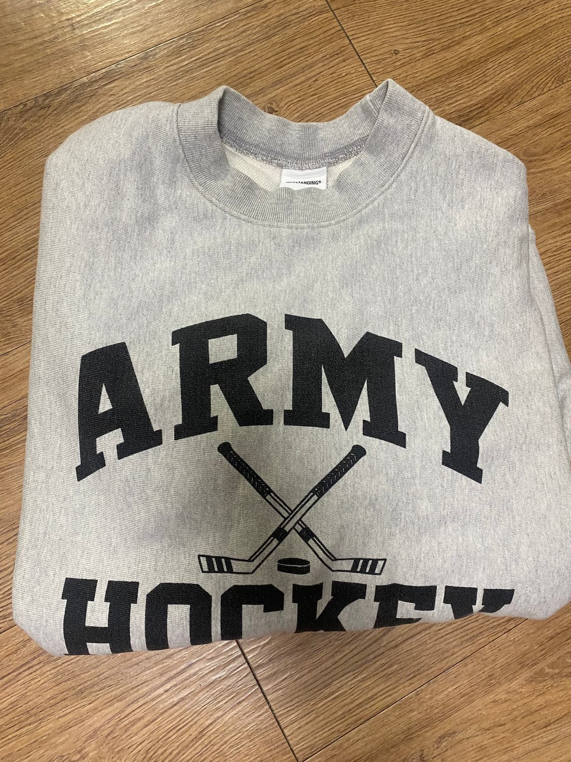 아웃스탠딩 Army hockey 프린팅 맨투맨 스웻셔츠 상품이미지2