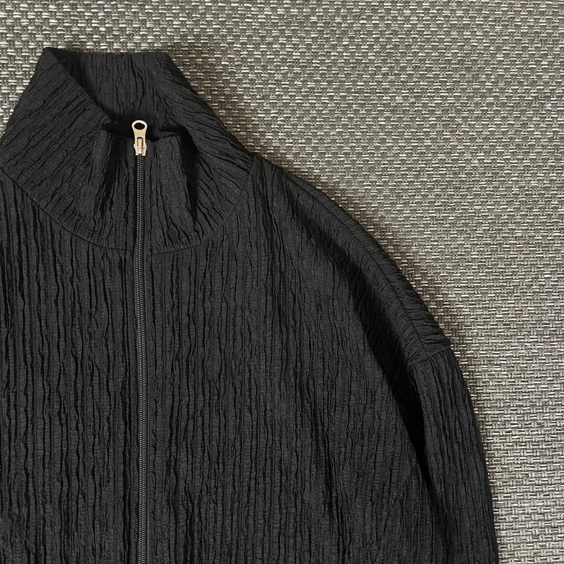 J.DON 플리츠 주름 블랙 집업 상품이미지3