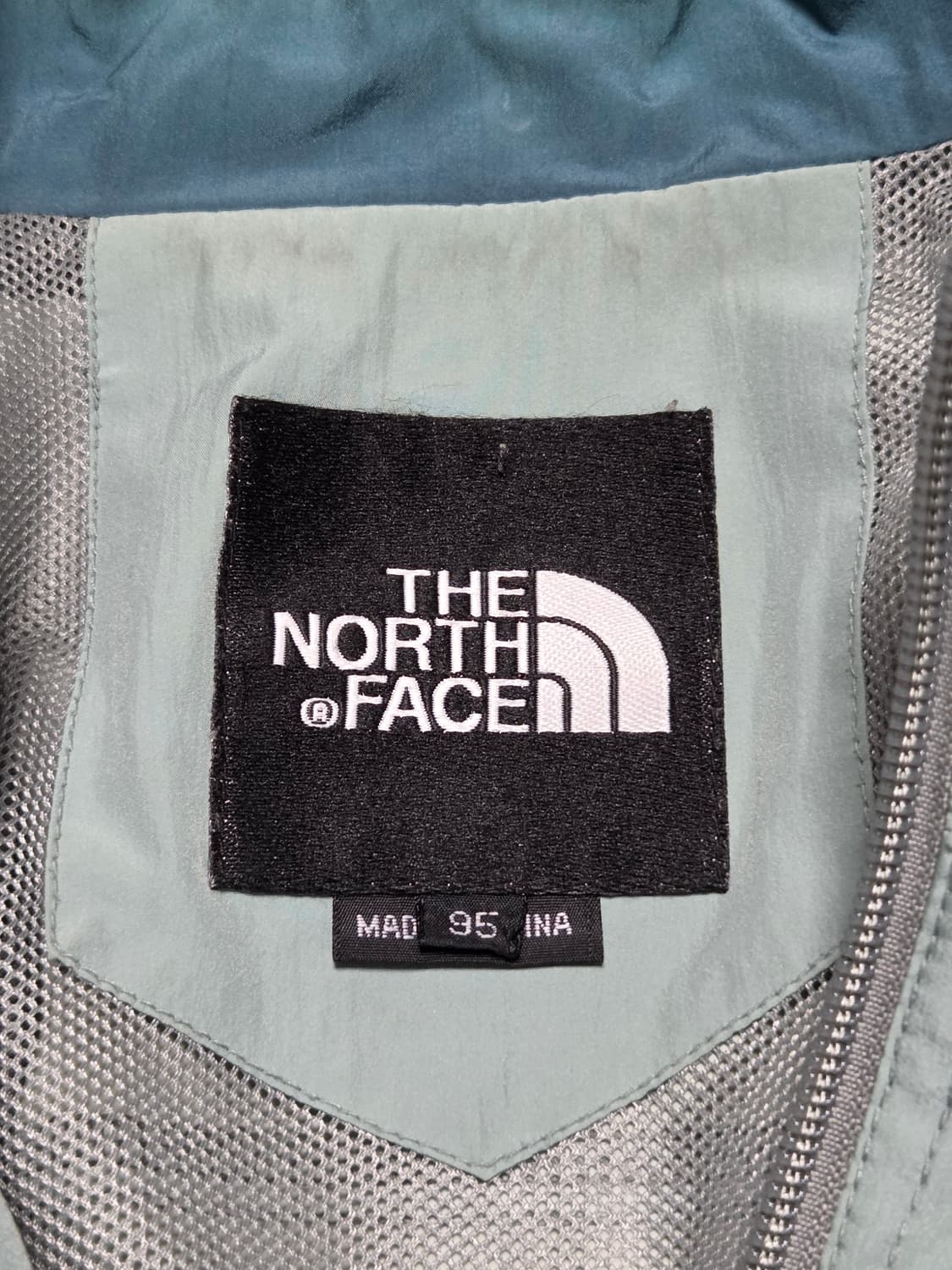 노스페이스 민트 바람막이  상품이미지3