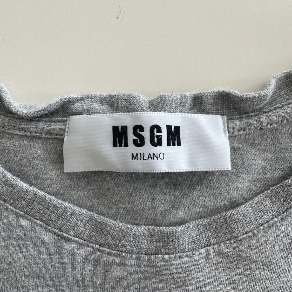MSGM 공용 L,77 밀라노 로고 그레이 반팔 티셔츠 상품이미지7