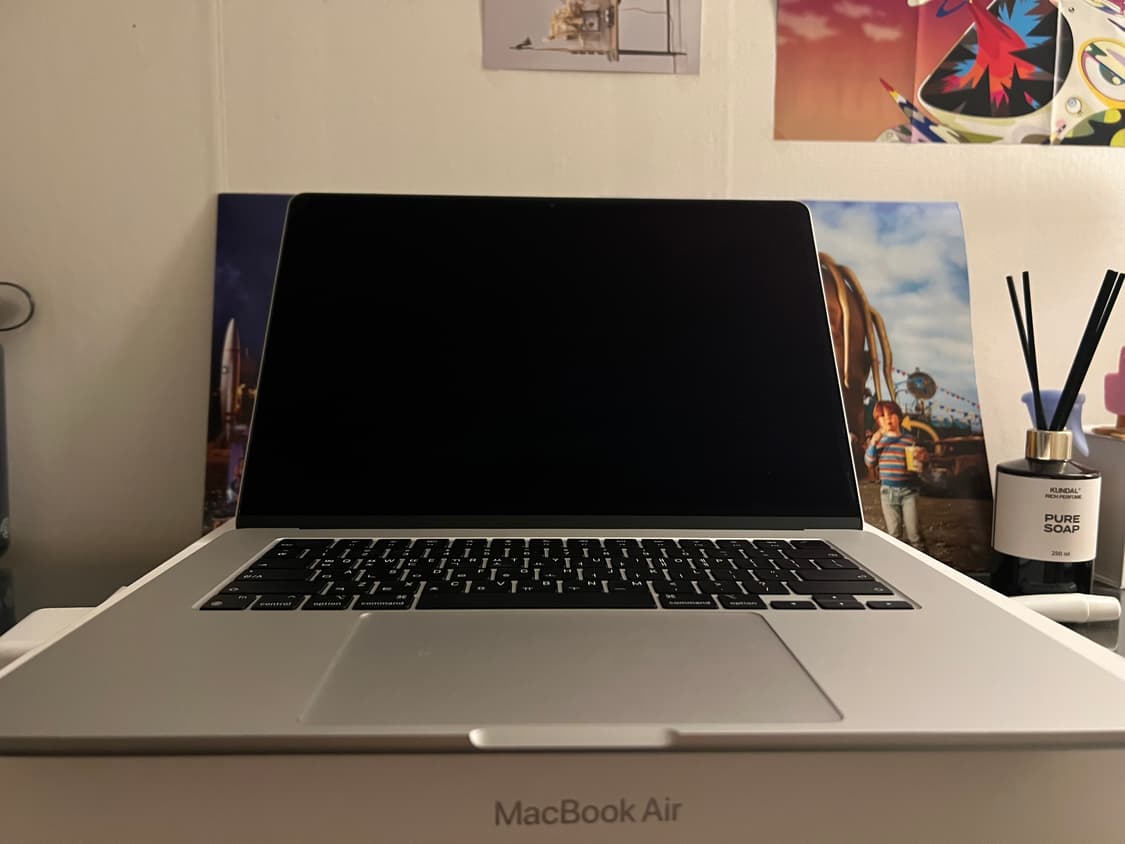 맥북 에어 m3 15인치 16GB 256GB 실버 상품이미지3