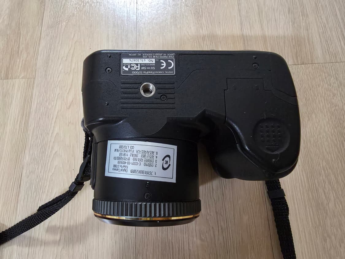 후지필름 FinePix S7000 디지털 카메라 상품이미지3