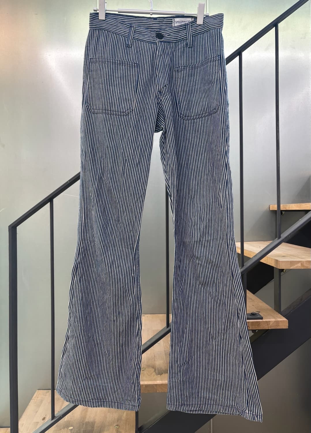 Levi's 리바이스 스트라이프 빈티지 부츠컷 팬츠 상품이미지1