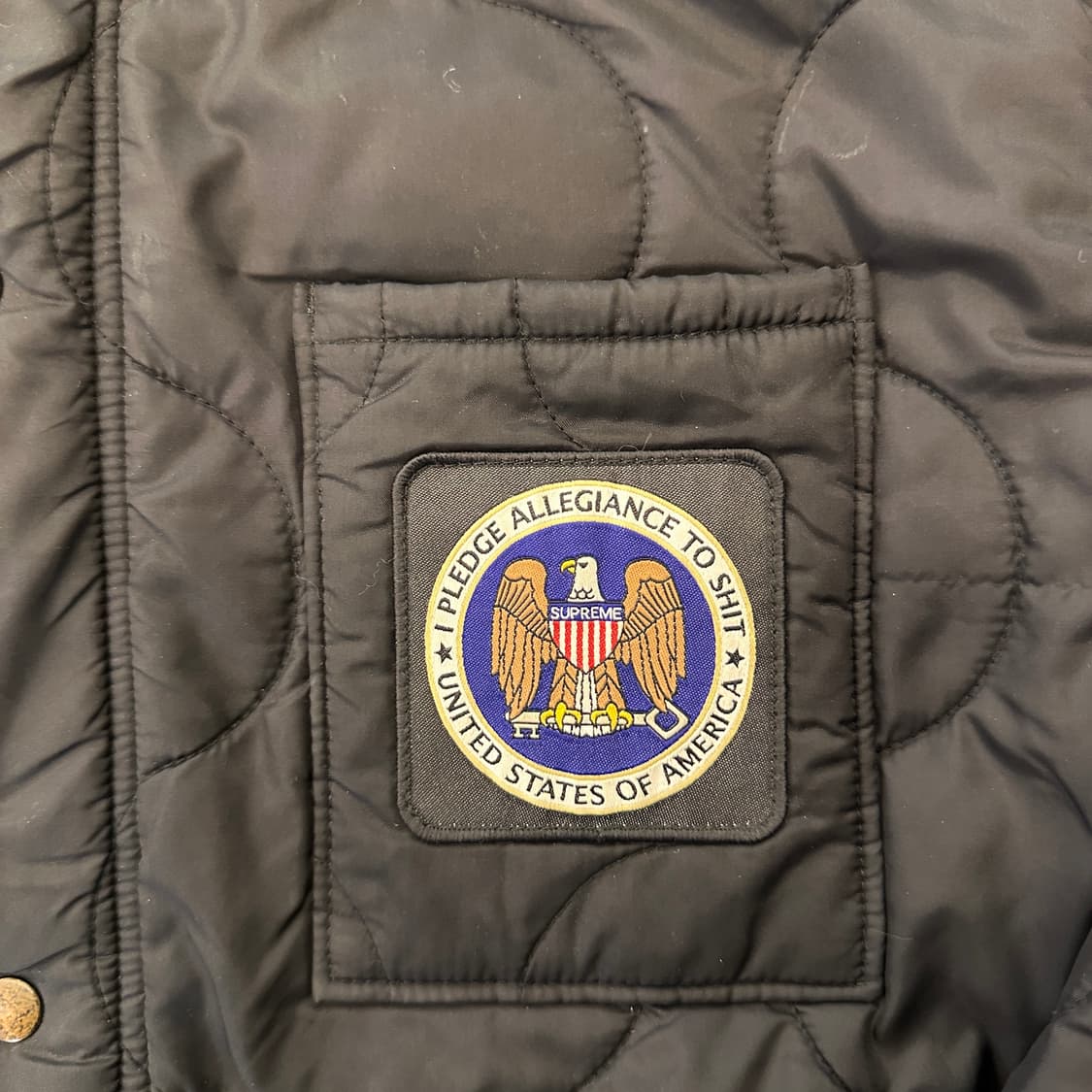 슈프림 퀄팅 후드집업 자켓 블랙 상품이미지4