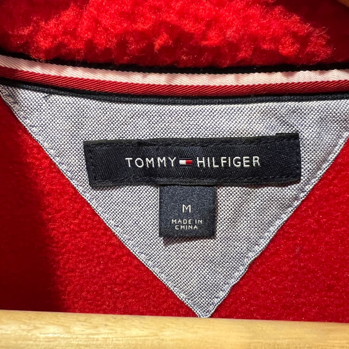 타미힐피거 후리스 집업 상품이미지3