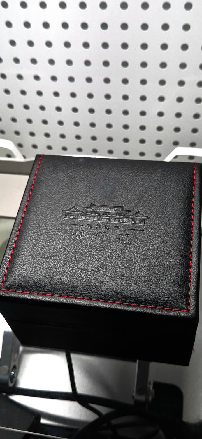 청와대 부조기법 시계 금장 판매합니다. 상품이미지6