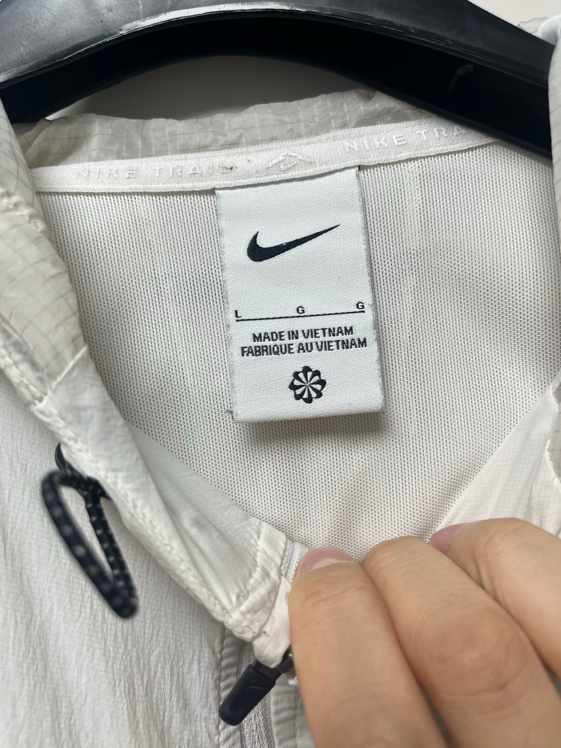 나이키 트레일 에어리즈 바람막이 (FN4003-121) 상품이미지4