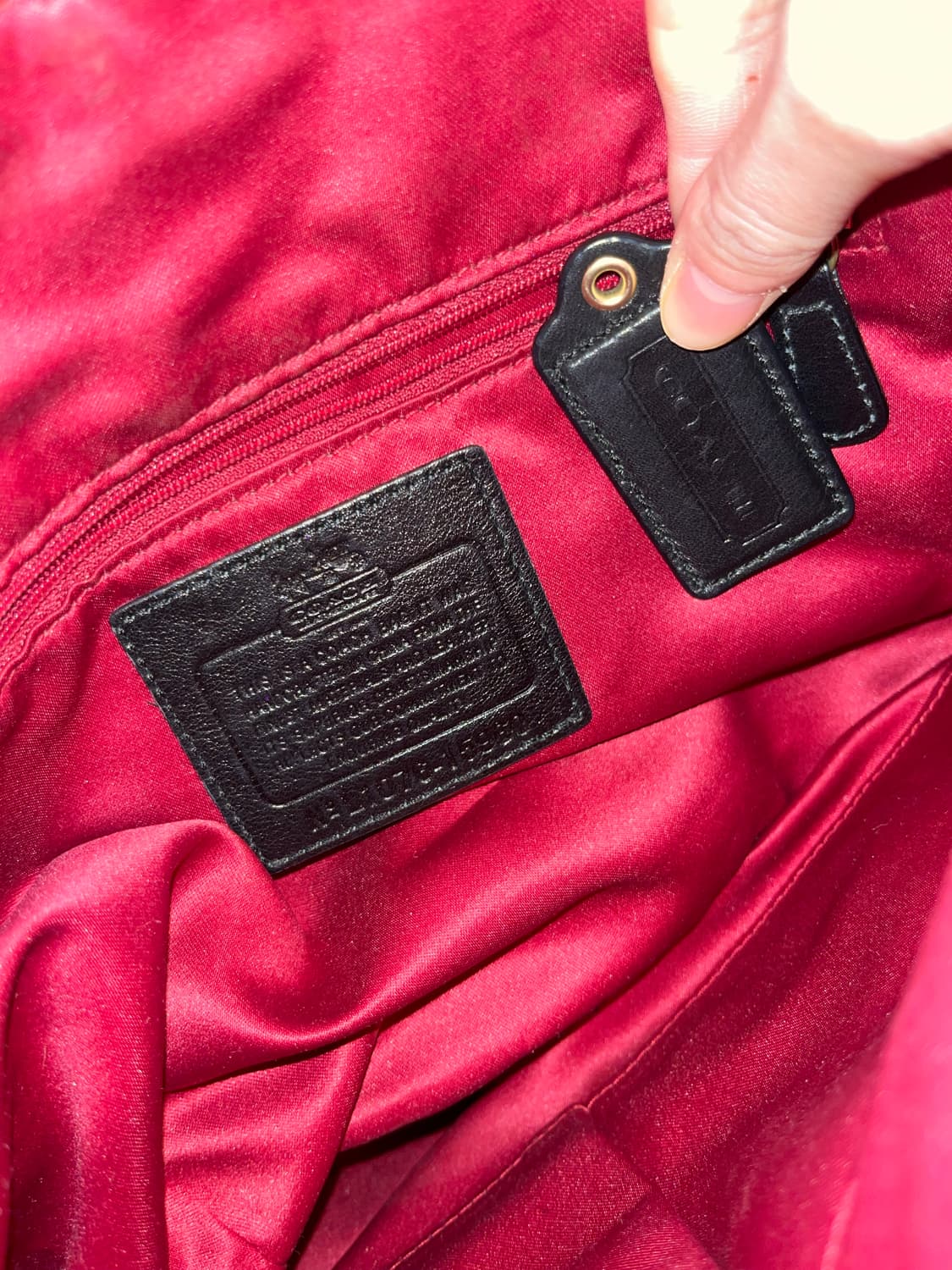 🎉BLACK FRIDAY🎉 Coach All black bag 상품이미지7