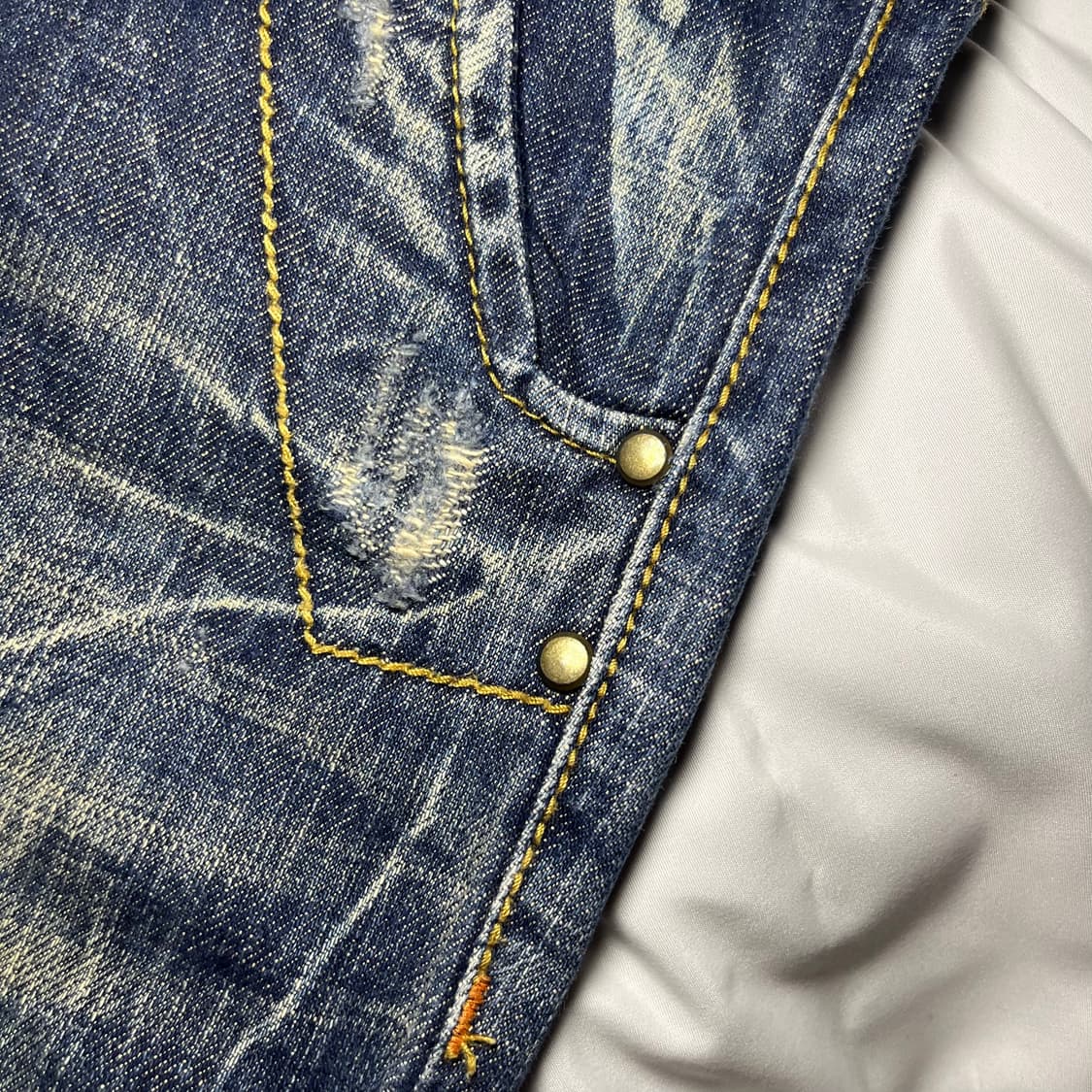 Lolita Jeans . 부츠컷 워싱진 상품이미지5