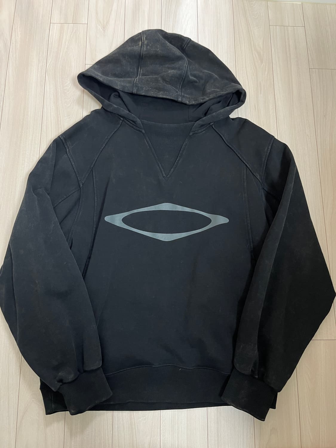 (W)미스치프 블리치드 풀오버 후드 워시드 블랙 상품이미지1