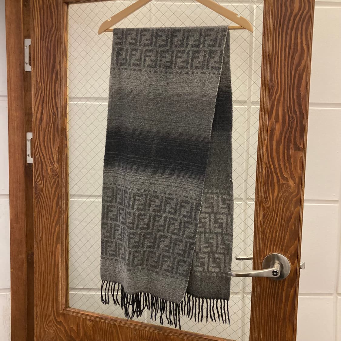 펜디 머플러 상품이미지2