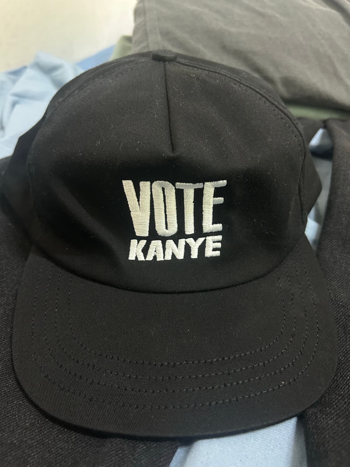 vote kanye cap 상품이미지2