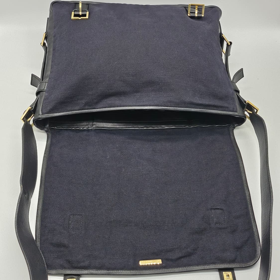 정품 입생로랑 빈티지 캔버스 메신저백 상품이미지8