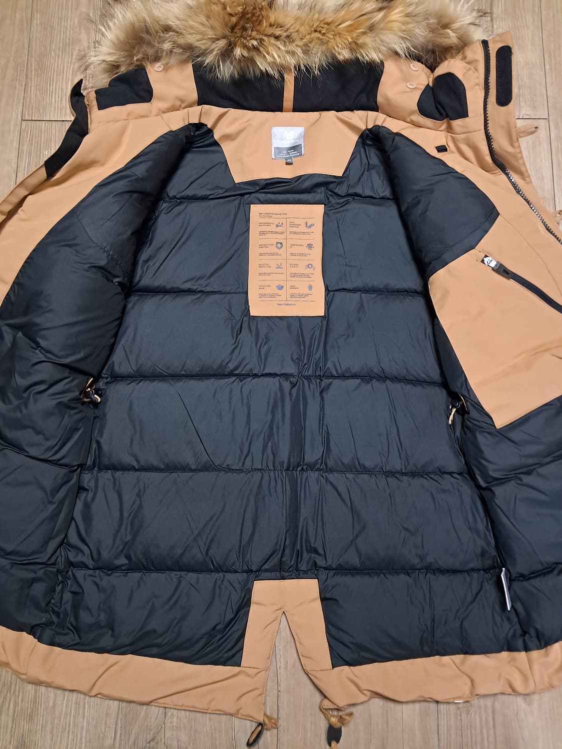 뉴발란스 여성 사파리 패딩 M 상품이미지6