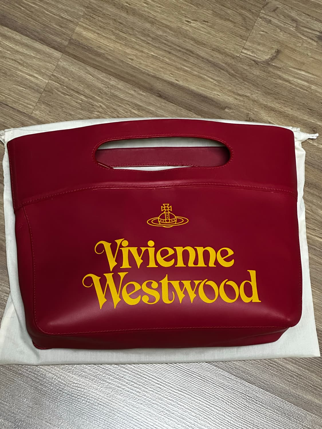 비비안 웨스트우드 레드 캐리클러치백 상품이미지3