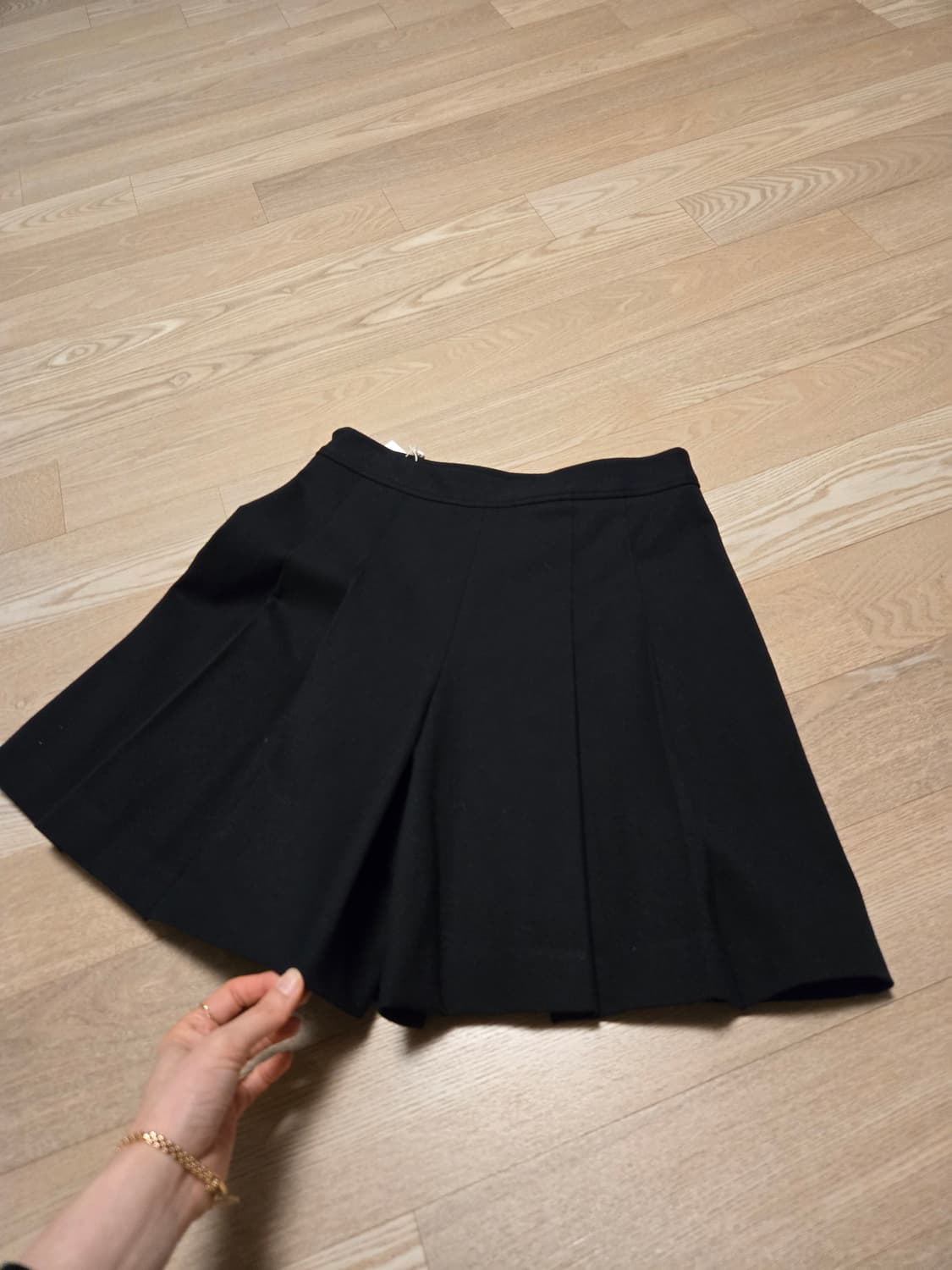 [26/미착용] 빈폴 여성 플리츠 치마 바지 2024 상품이미지3