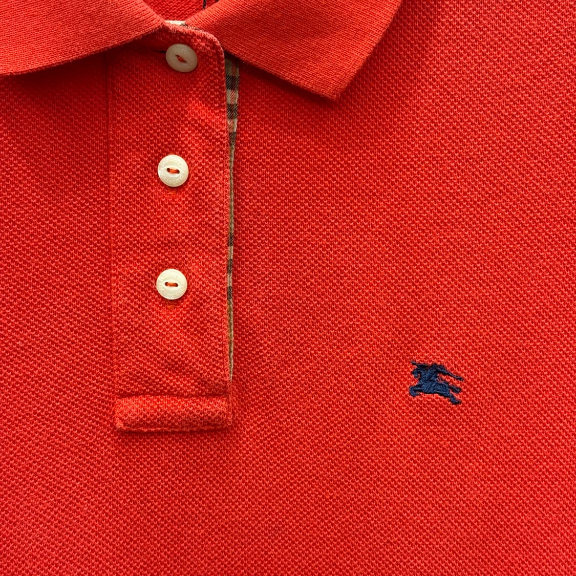 버버리 런던 PK 반팔 카라 원피스 클래식 로고 자수 디테일 레드 상품이미지6