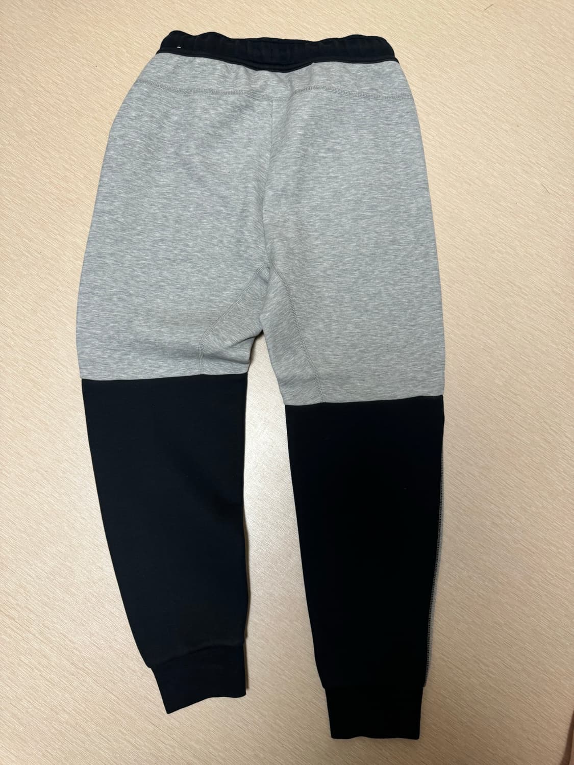 나이키 테크 플리스 다크 그레이 헤더 블랙 조거 팬츠 상품이미지3