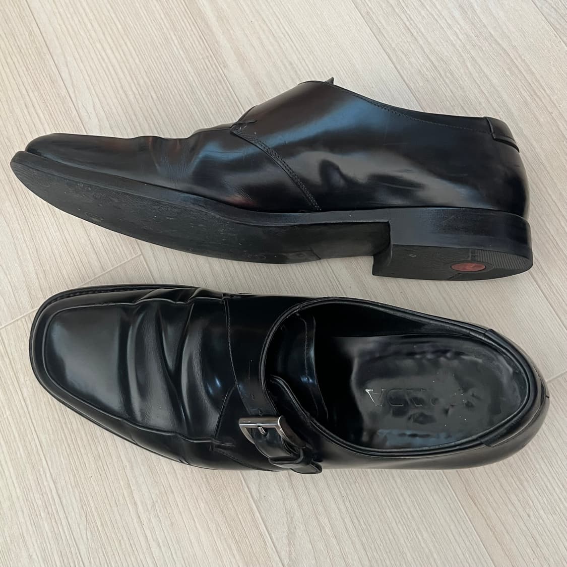 프라다 버클 로퍼 상품이미지3