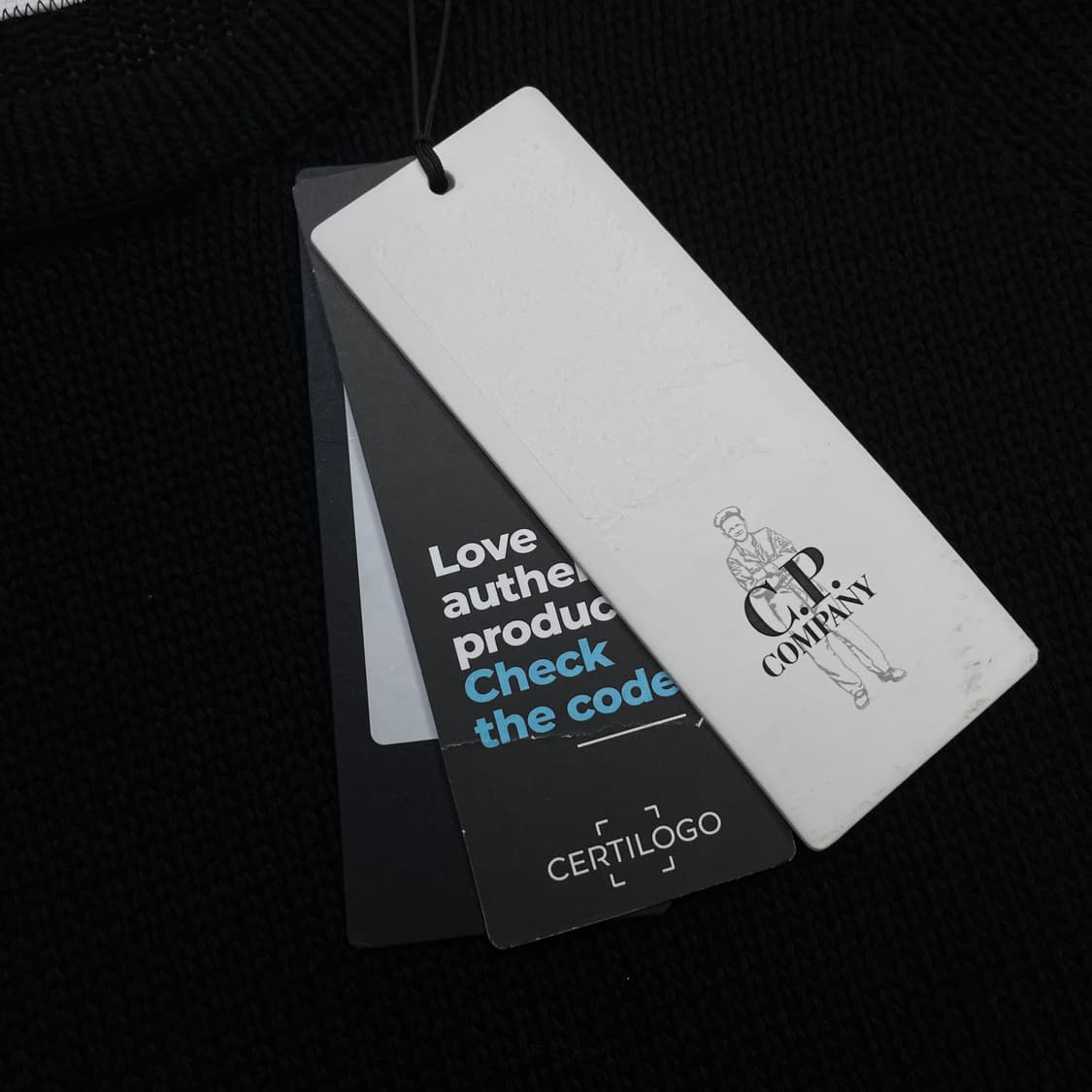 C.P컴퍼니 디테일 렌즈 와펜 라운드 니트 블랙 상품이미지6