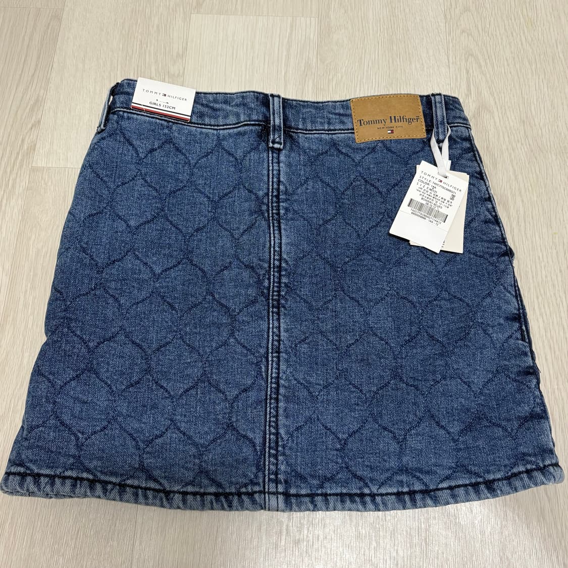 타미힐피거 퀼팅 청 데님 스커트 상품이미지1