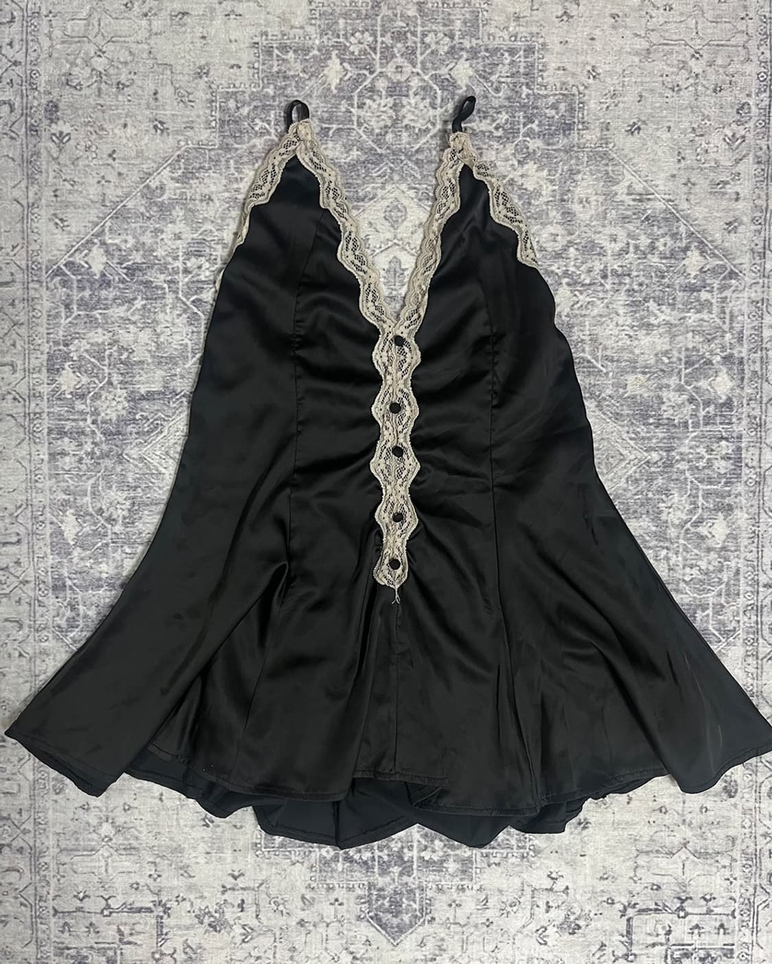 Gothic Lace Trim Satin Peplum Cami 상품이미지4