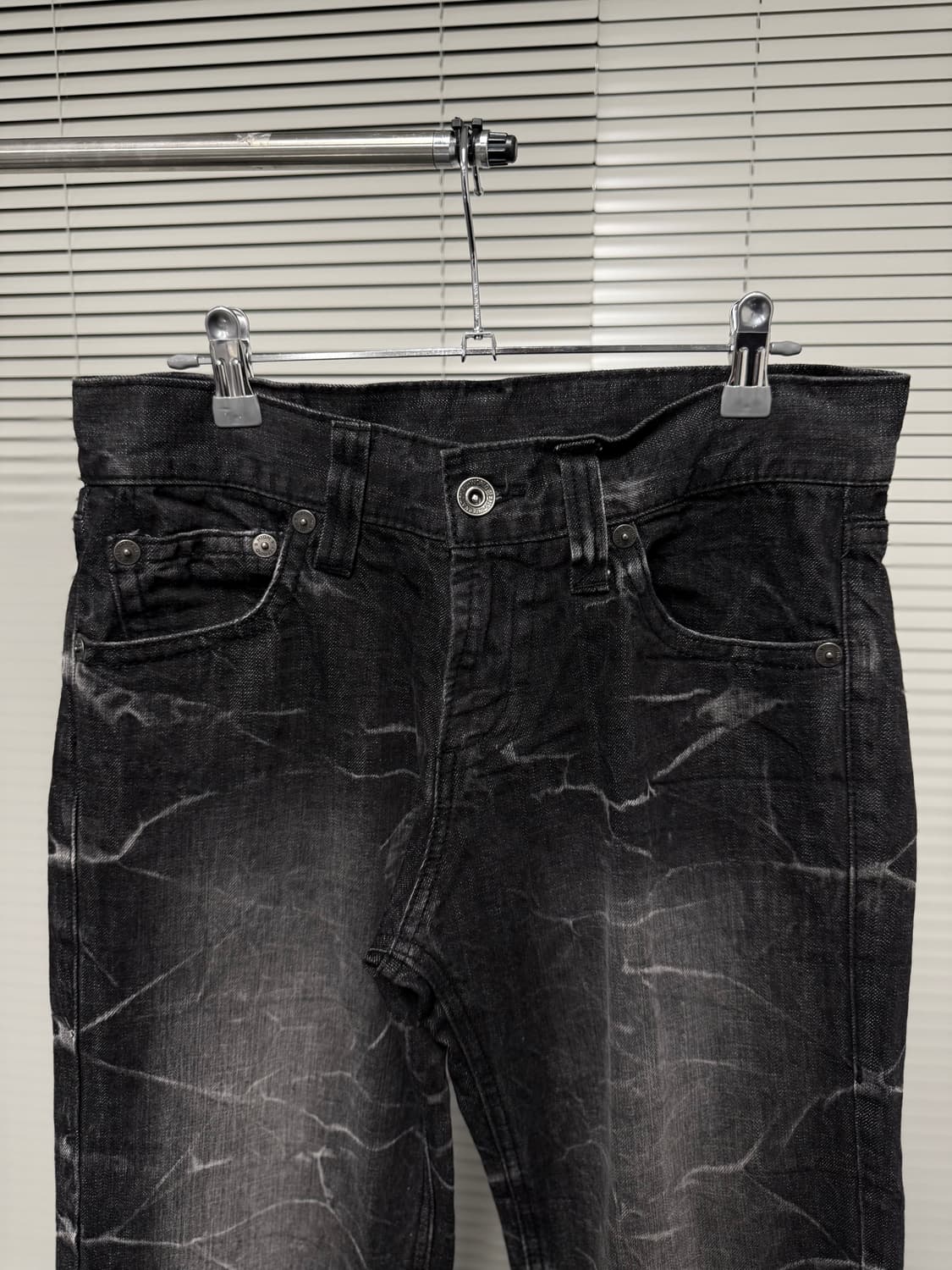 camp david 블랙 크랙 워시드 팬츠 상품이미지2