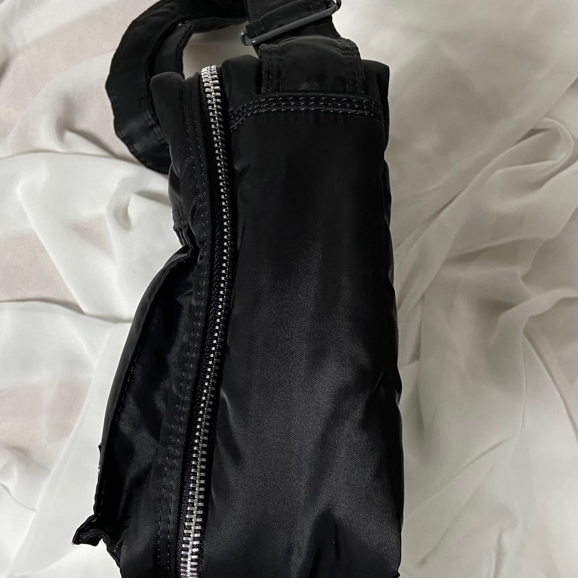 미품)PORTER 포터 탱커 숄더백 L 블랙 상품이미지4