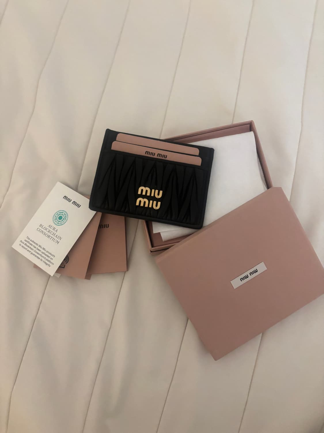 미우미우 카드지갑 상품이미지1