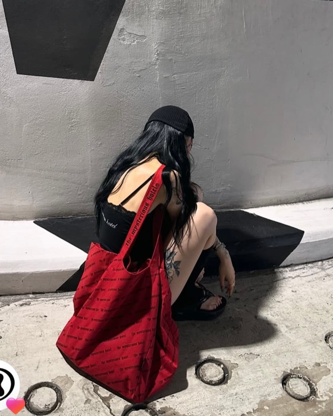 더미스테리어스호텔 풀로고 에코 백 상품이미지2