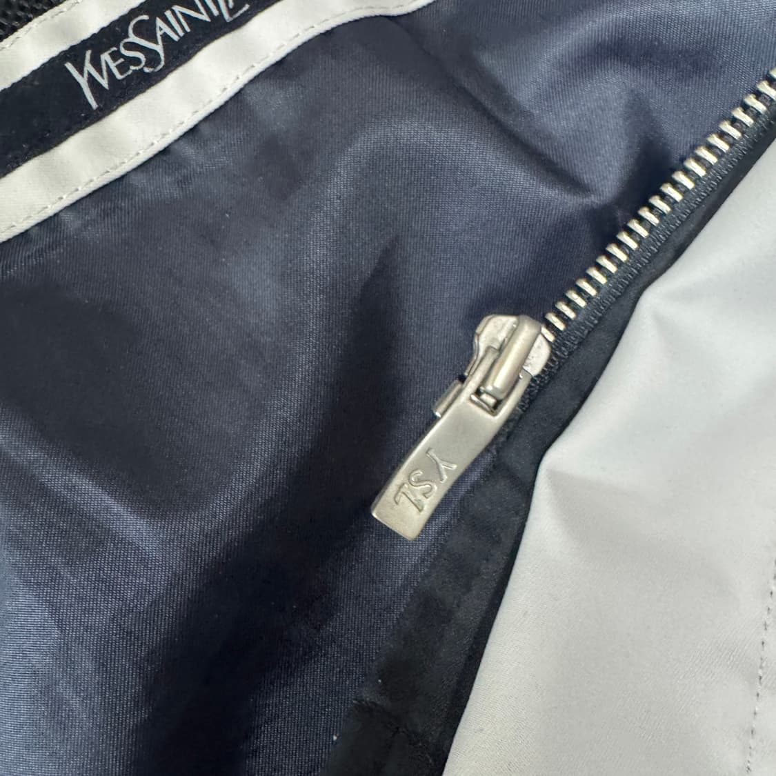 입생로랑 바람막이 Xl사이즈 상품이미지4