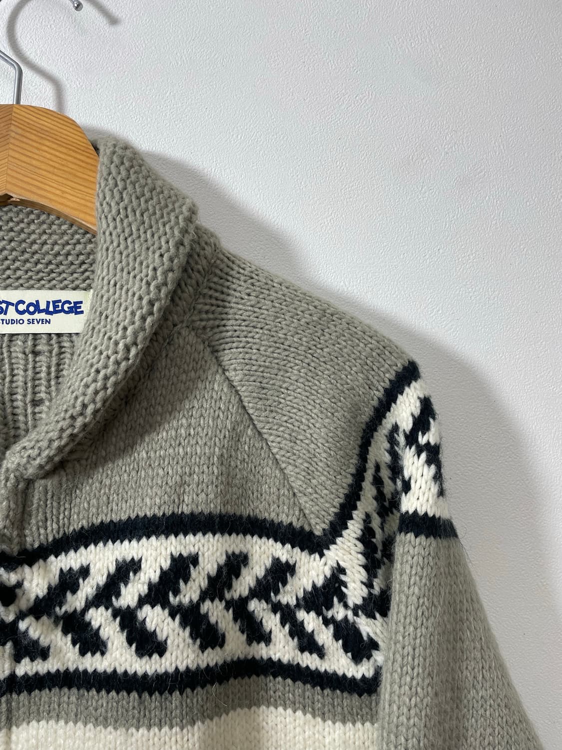 지유스튜디오세븐 백로고 헤비 가디건 M - K9 상품이미지3