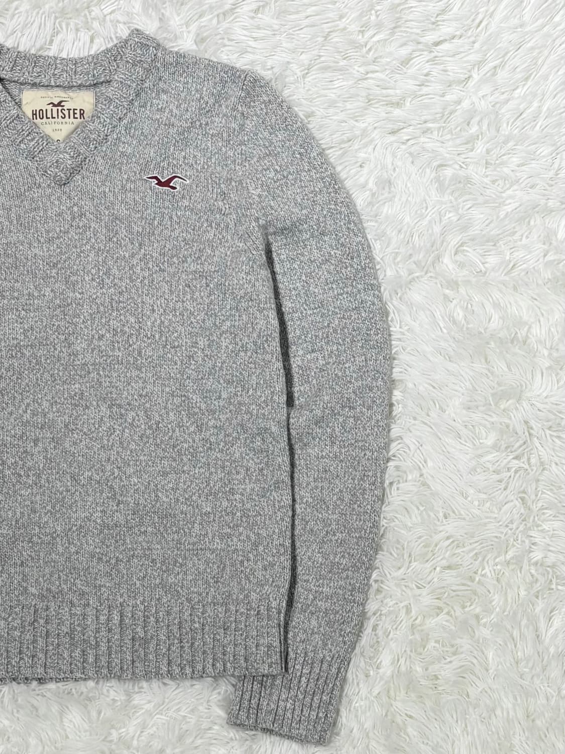 홀리스터 그레이 브이넥 니트 상품이미지5