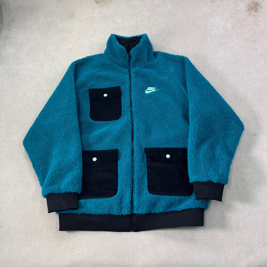105 나이키 코듀로이 리버시블 플리스 자켓 상품이미지1