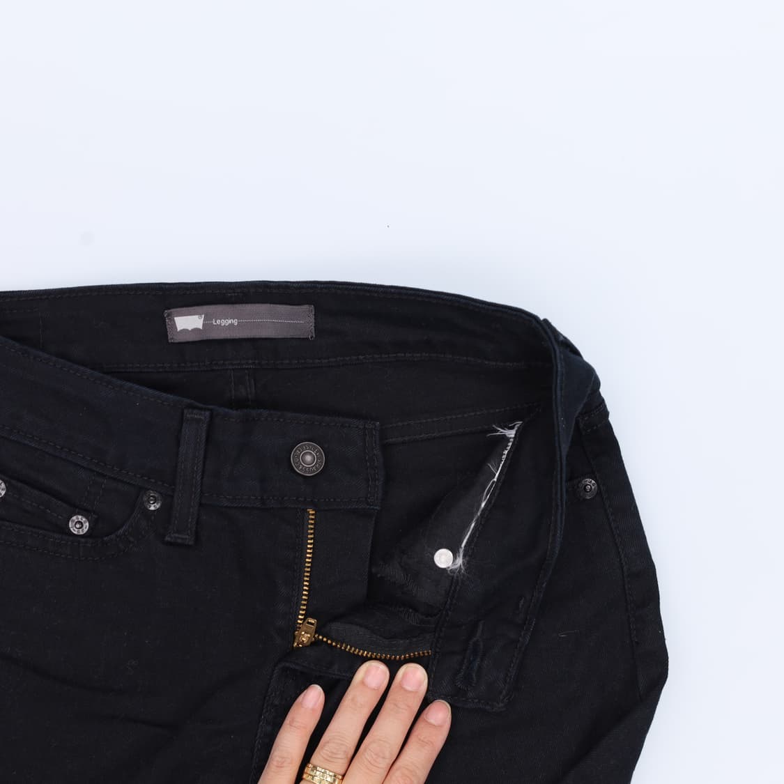 W25L32 리바이스 블랙진 스키니진 0406H1 상품이미지3