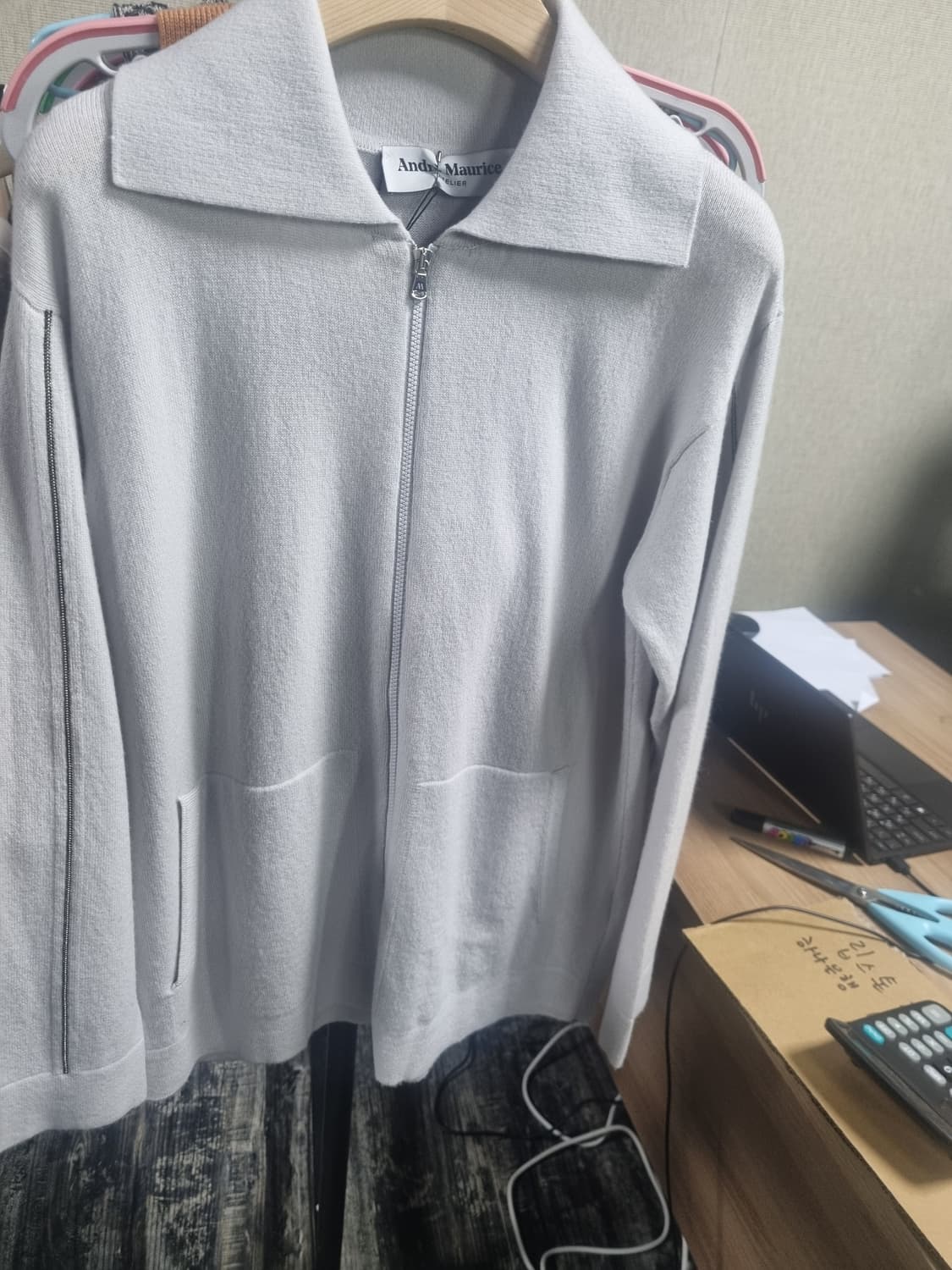 이태리 명품 브랜드 안드레모리스 캐시미어 집업 상품이미지1