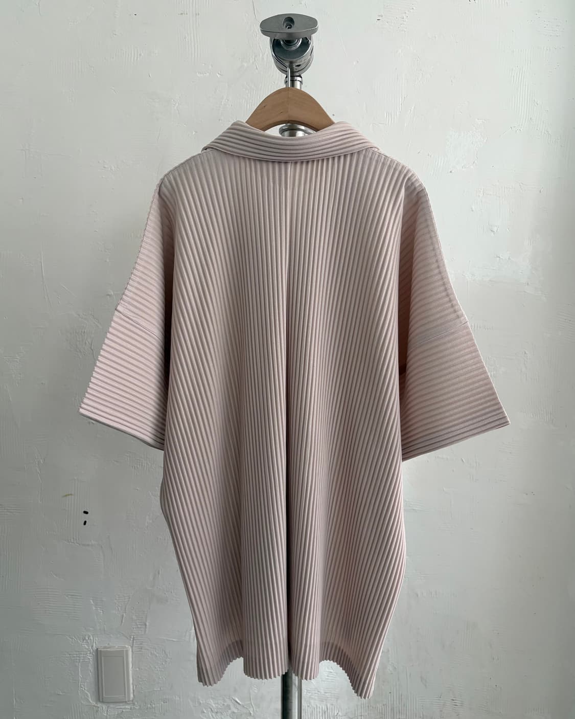 Issey Miyake 옴므플리세 베이비핑크 플리츠 반팔 셔츠 상품이미지10
