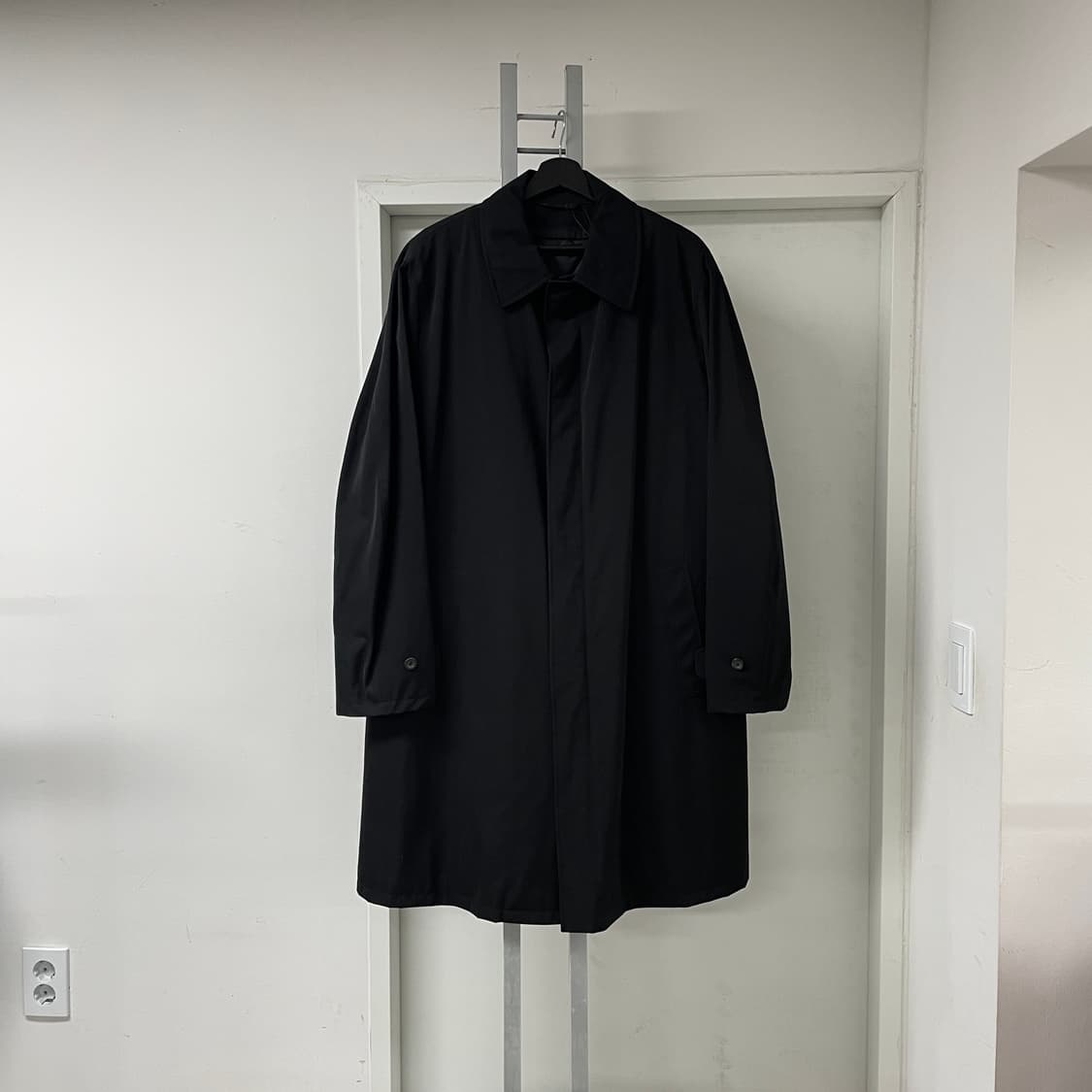 알마니꼴레지오니 누빔 블랙 코트 52 상품이미지1