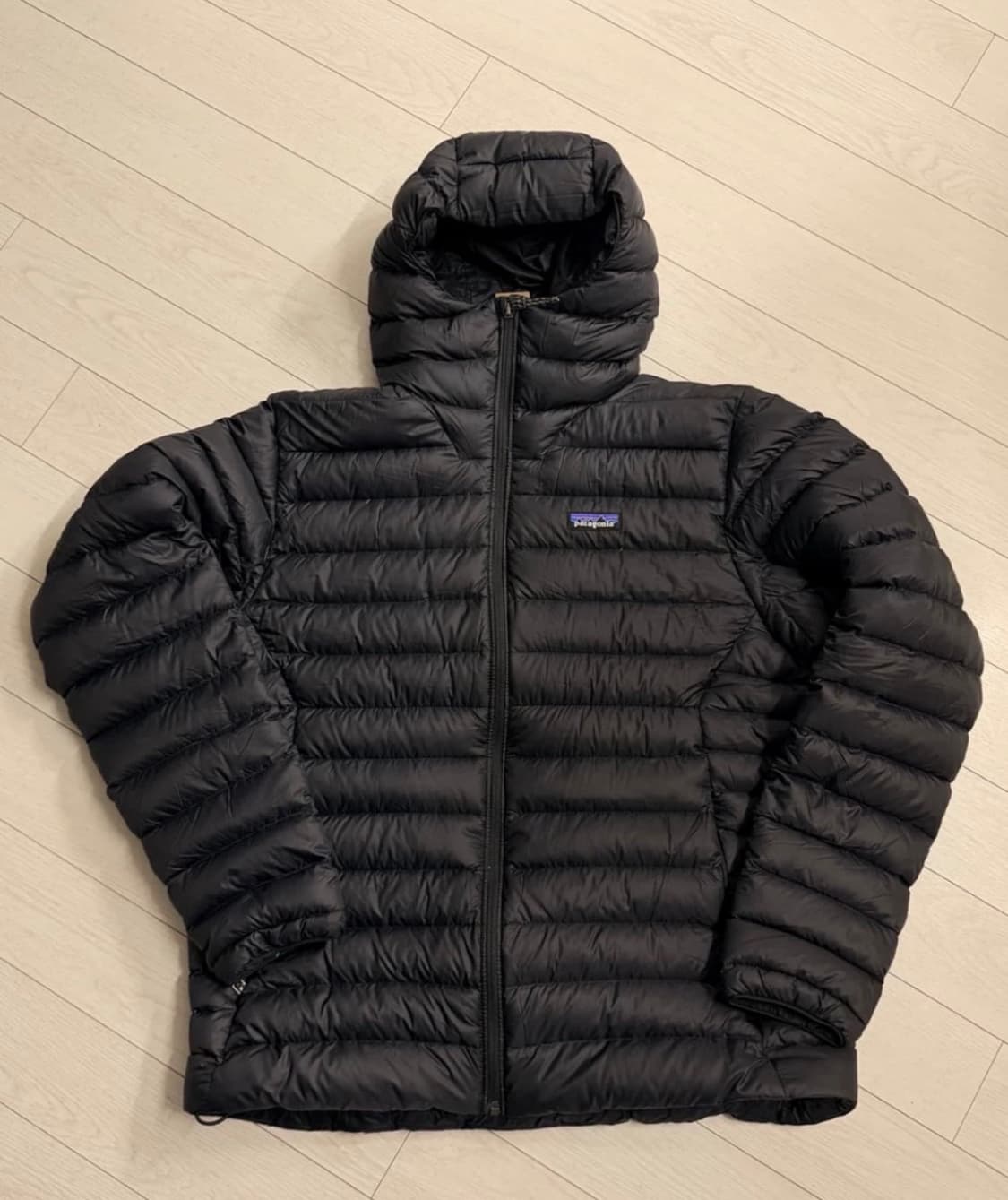 파타고니아 다운 스웨터 후디 블랙 L 상품이미지2
