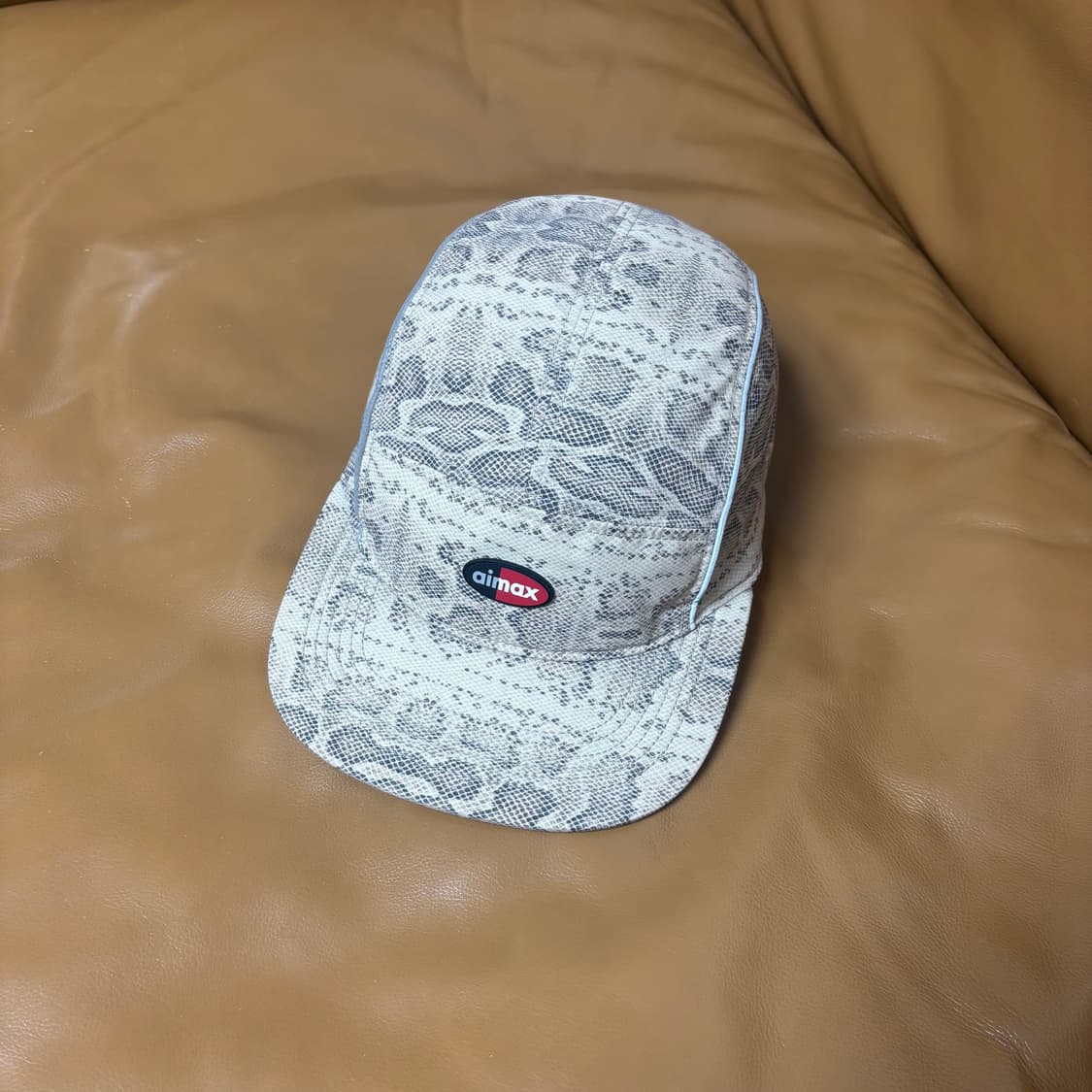 슈프림 나이키 에어맥스 캠프캡 모자 스네이크 스킨 상품이미지1