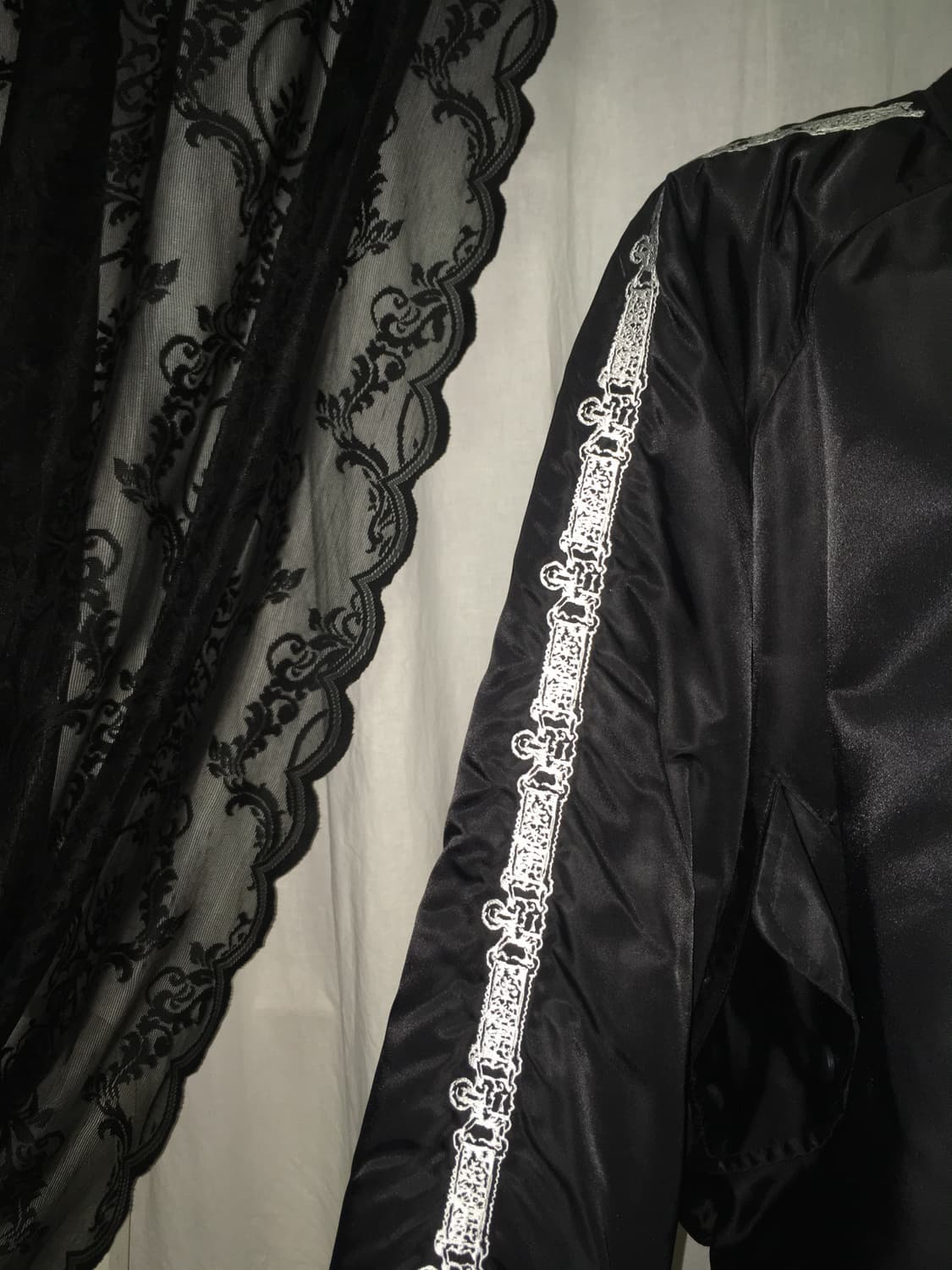 604서비스 자수 봄버 자켓 블랙 상품이미지8