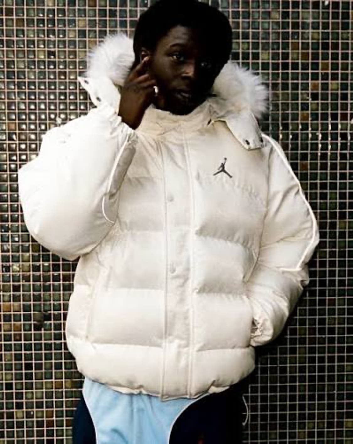 슈프림 조던 푸퍼 패딩 화이트 정품 (가격제안 가능) 상품이미지6