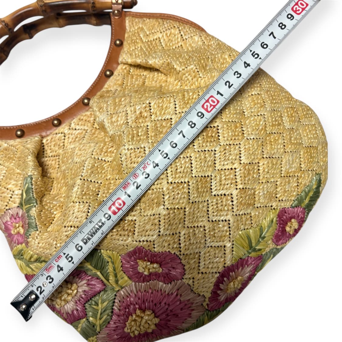 구찌(Gucci) 리미티드 에디션 라피아 플라워 뱀부 핸들 호보백(정품) 상품이미지9