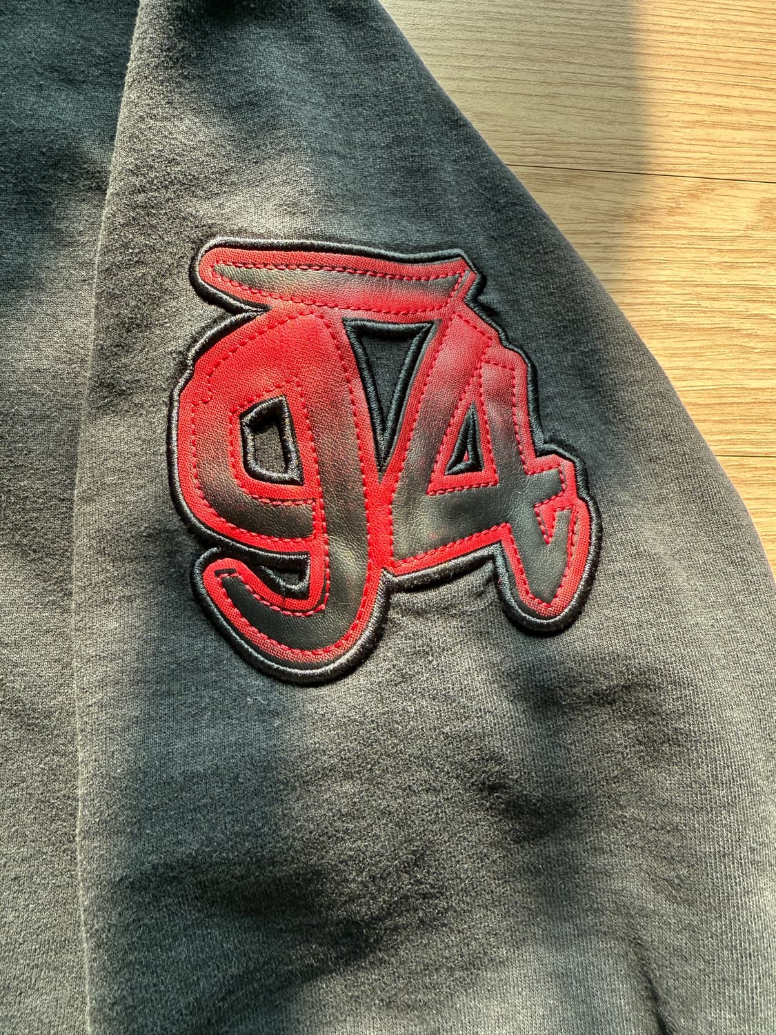 22SS 슈프림 데몬 후드집업 블랙 상품이미지3