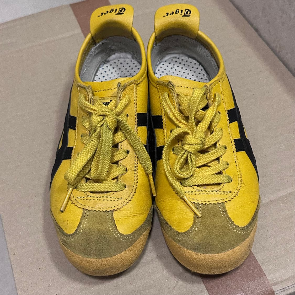 오니츠카타이거 멕시코66 옐로우 블랙 225 상품이미지3