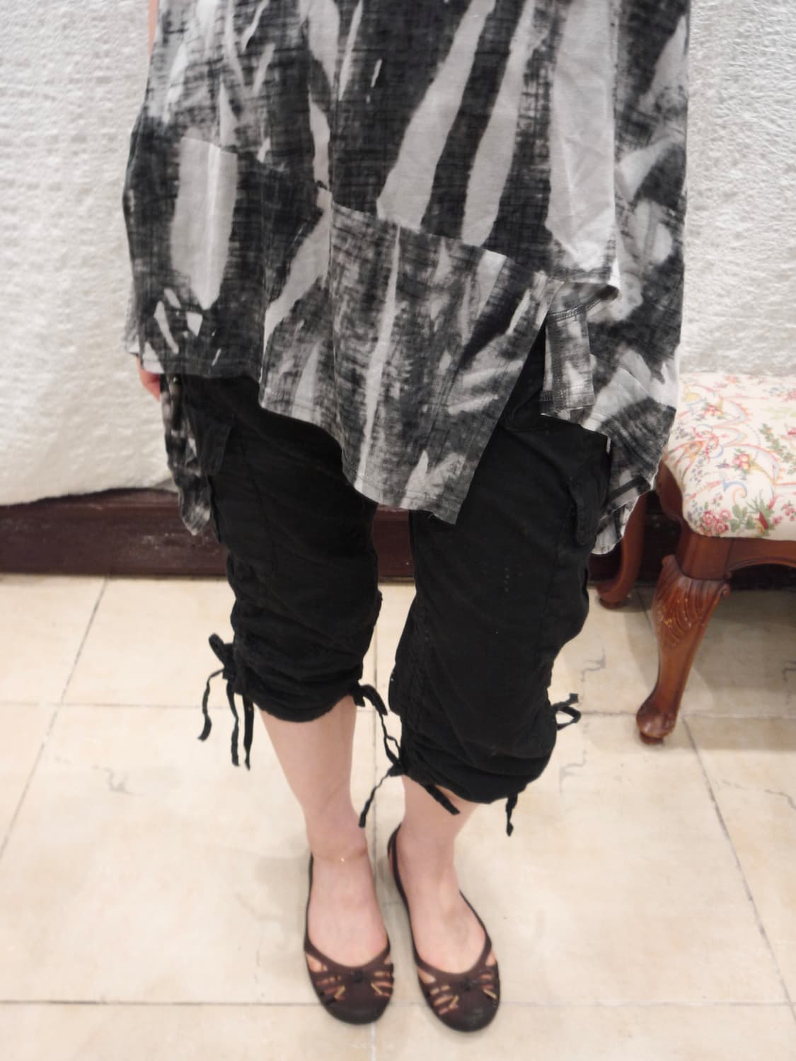 Shadow Ruched Capris 상품이미지1