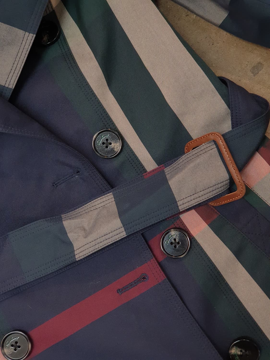 버버리 런던 체크 트렌치코트 상품이미지5